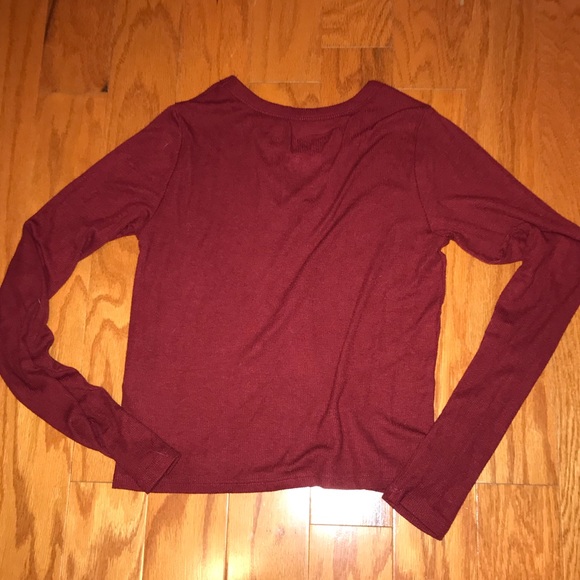 Hollister Top - Picture 4 of 5